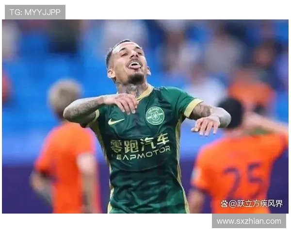 瓦科亲自为克雷桑剪胡子社媒晒照引发球迷热议